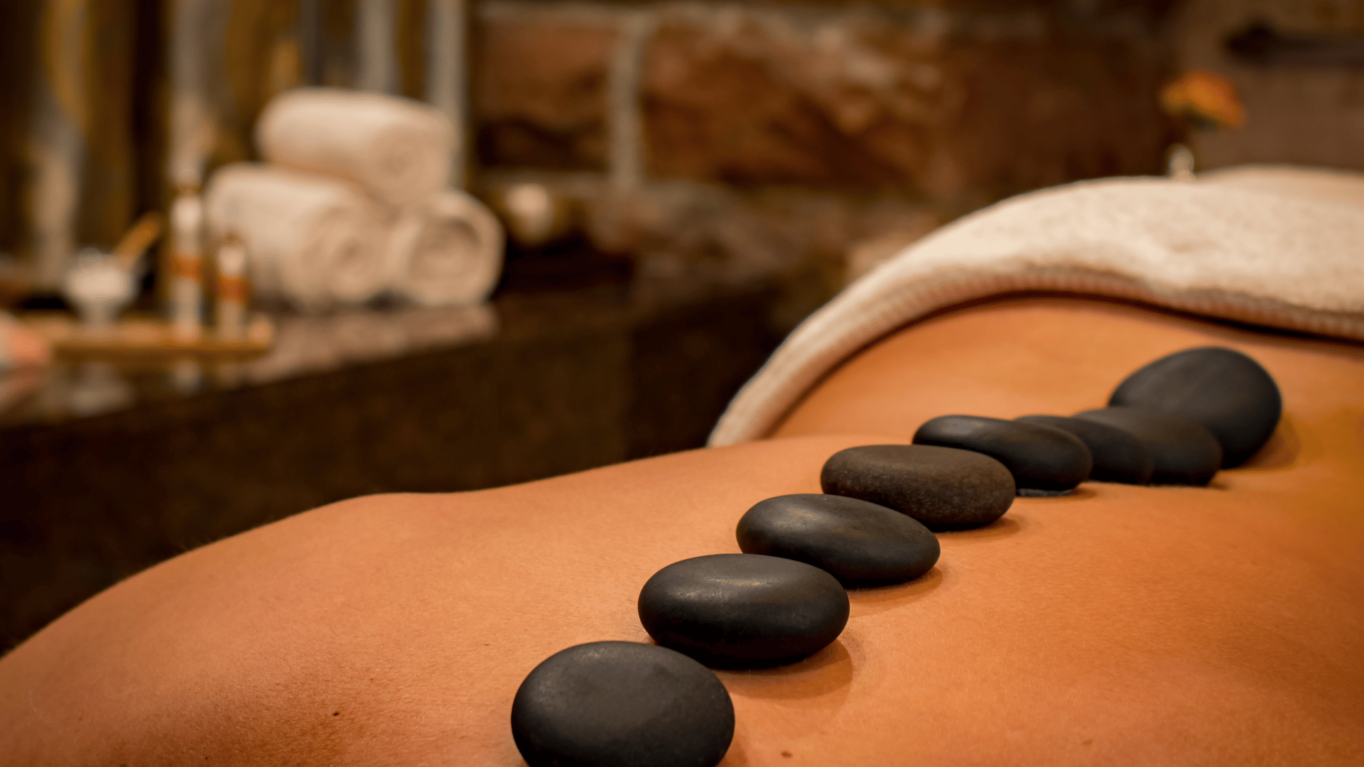 Hot Stone Massage in Voerde (Niederrhein)